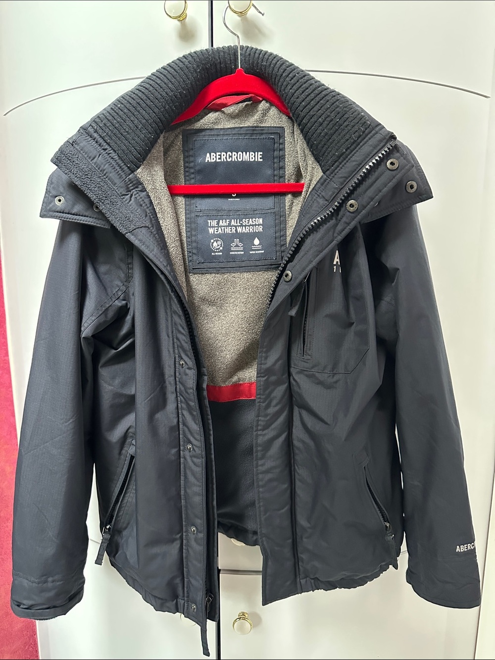 Abercrombie & Fitch Men's All-Season Black Weather Jacket Small